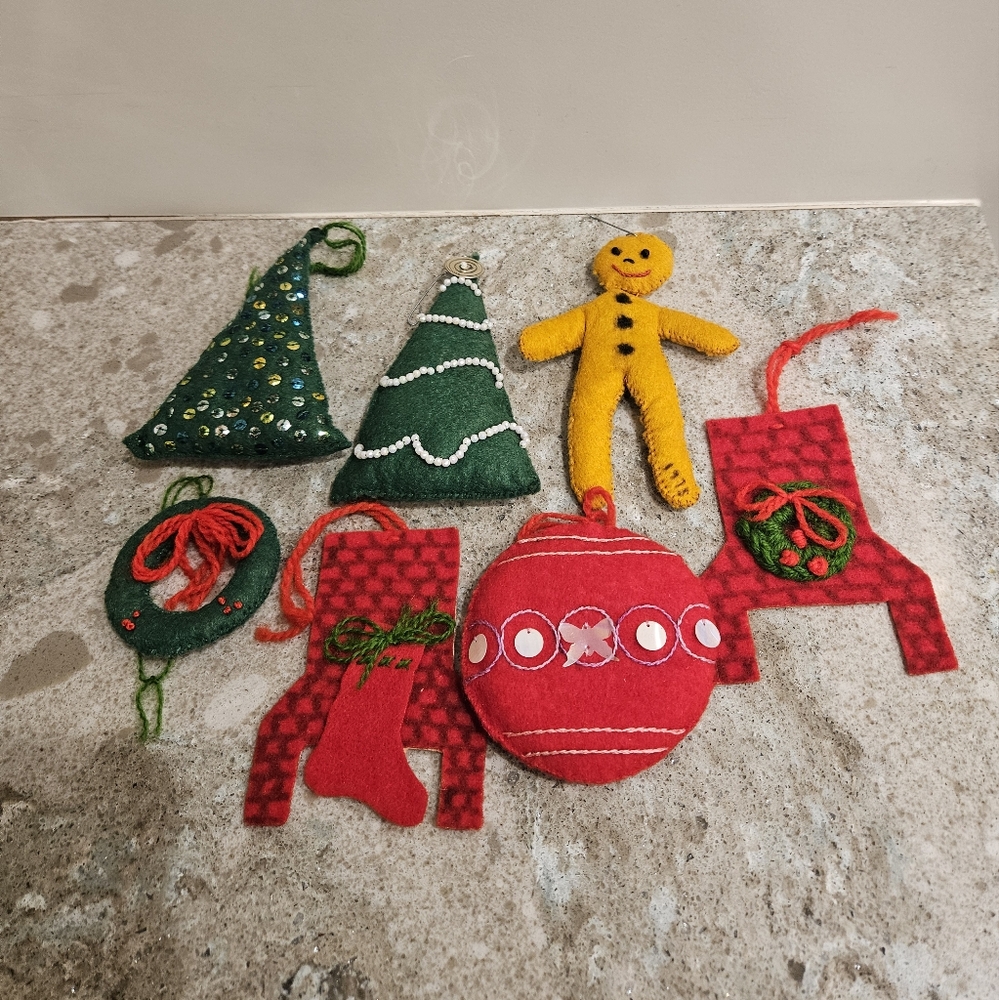 Vintage Felt Christmas Ornaments 1975 Lot of 7